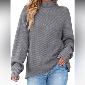 Women’s Zesica’s turtleneck batwing chunky sweater, gray, large.